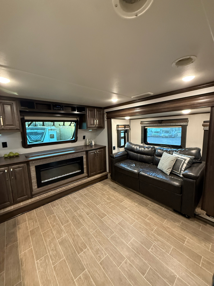 Keystone Alpine  2020