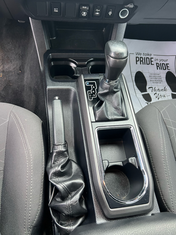 Used Car 2018 Toyota Tacoma  Sr Double Cab 5' Bed V6 4x4 At (natl) For Sale Under $30,000 In Dickson, Tennessee