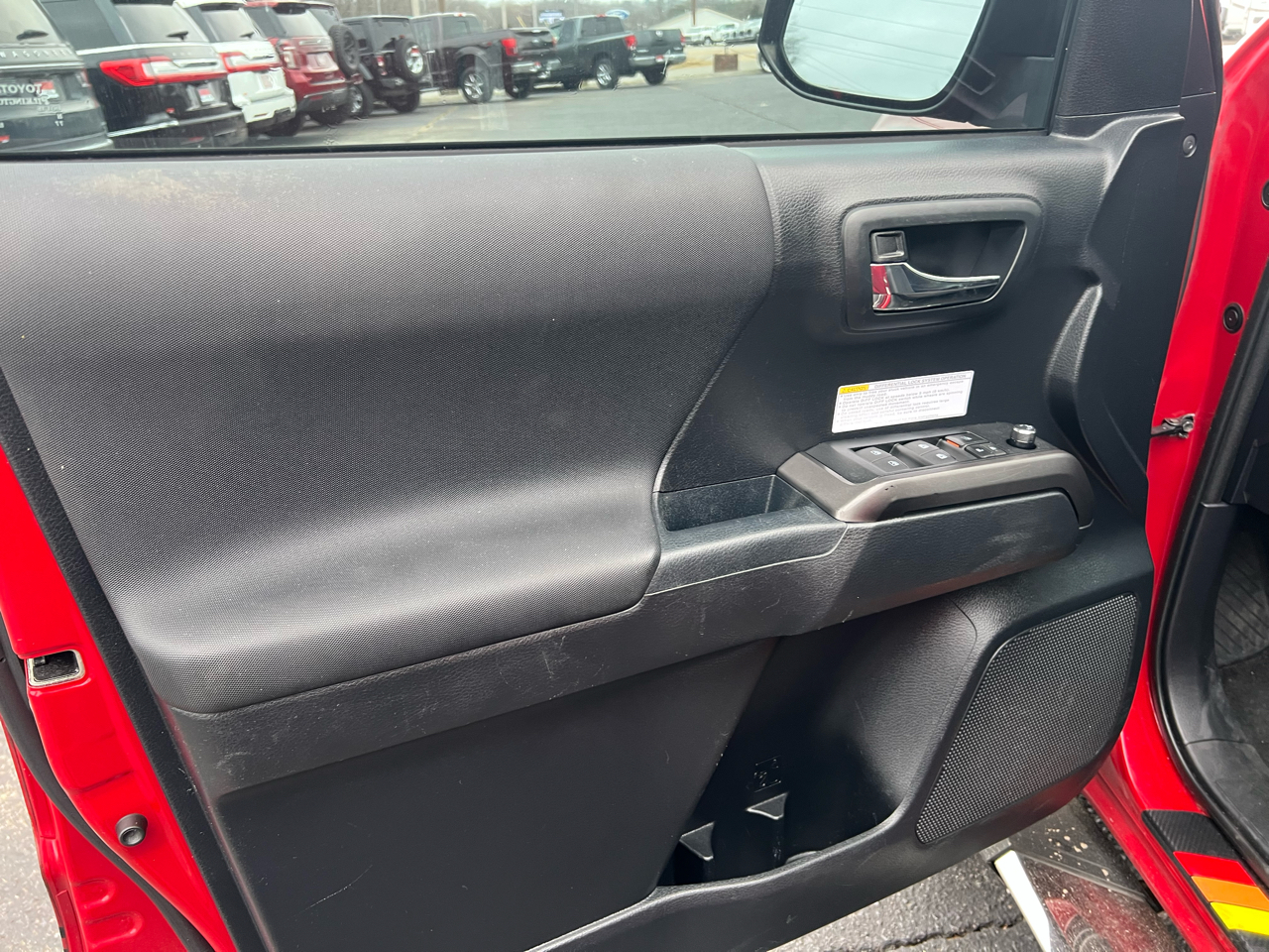 Used Car 2018 Toyota Tacoma  Sr Double Cab 5' Bed V6 4x4 At (natl) For Sale Under $30,000 In Dickson, Tennessee