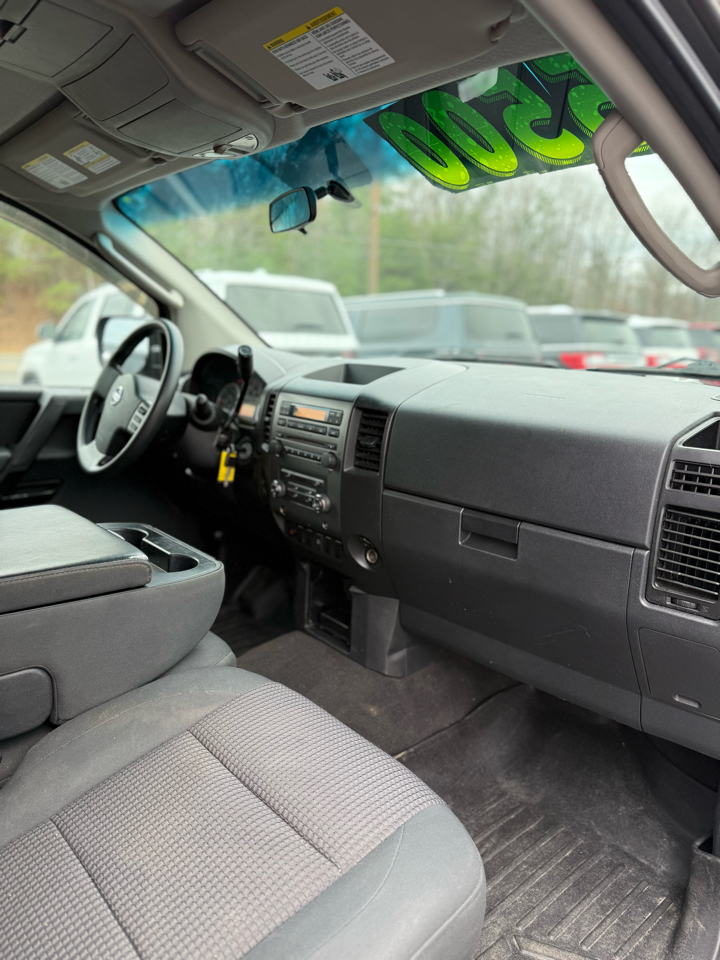Used Car 2008 Nissan Titan  2wd King Cab Swb Xe Ffv For Sale Under $10,000 In Dickson, Tennessee