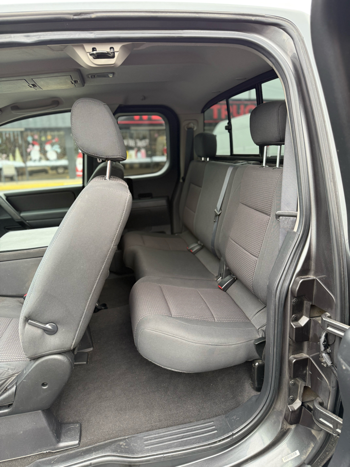 Used Car 2008 Nissan Titan  2wd King Cab Swb Xe Ffv For Sale Under $10,000 In Dickson, Tennessee