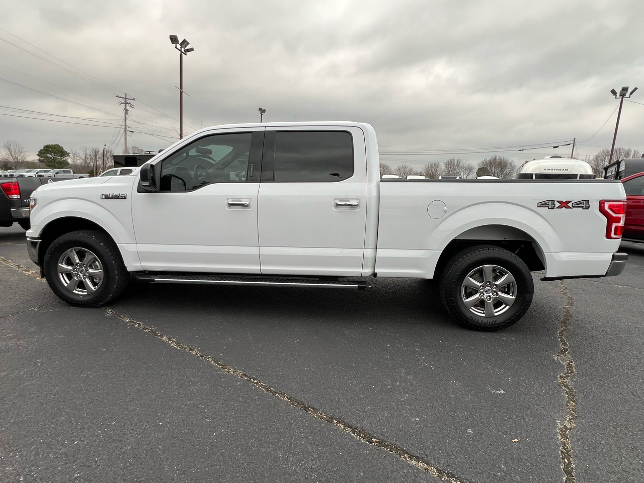 Ford F-150 XLT SuperCrew Short Box 4WD 2019