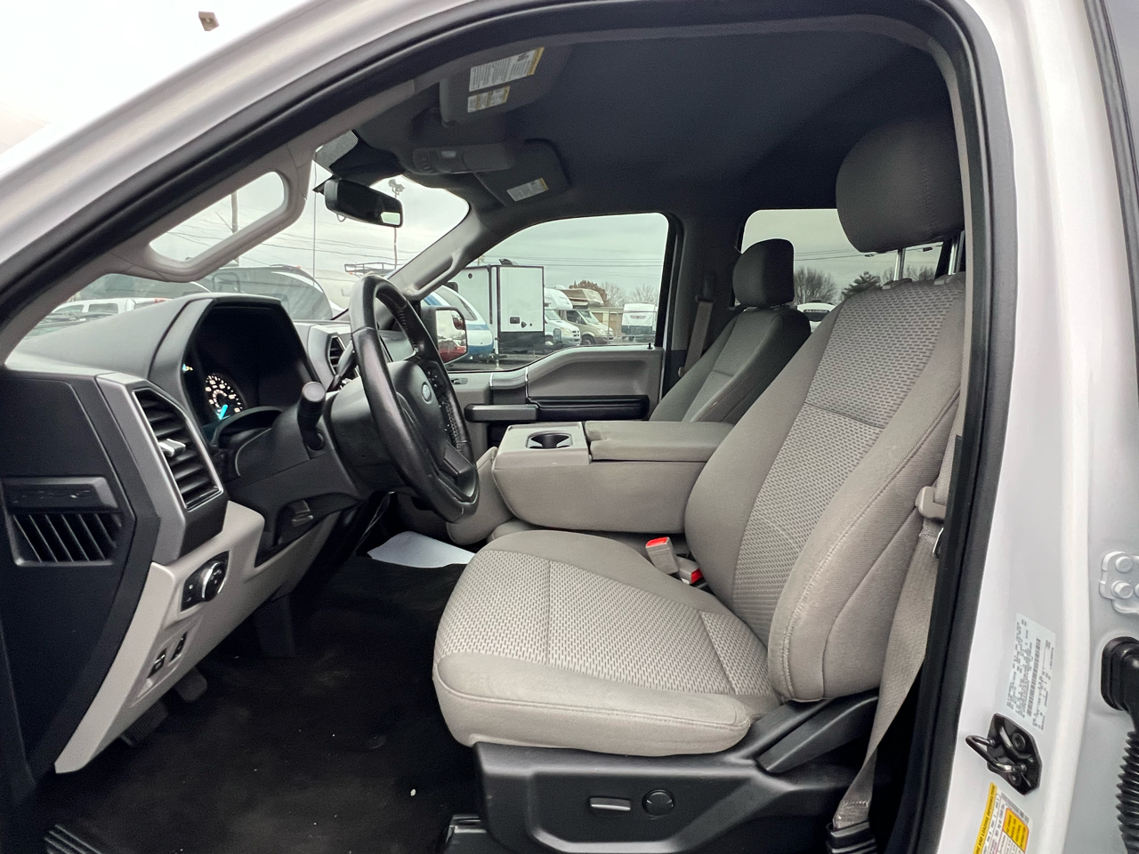 Ford F-150 XLT SuperCrew Short Box 4WD 2019