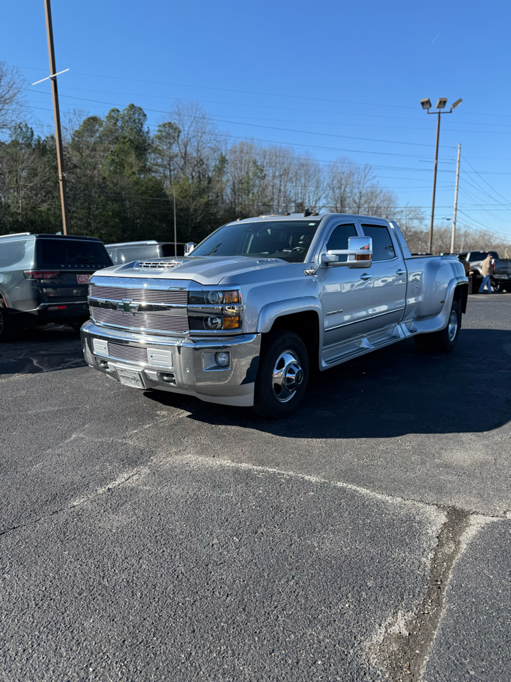Chevrolet Silverado 3500HD 2WD Crew Cab 167.7" LTZ 2017
