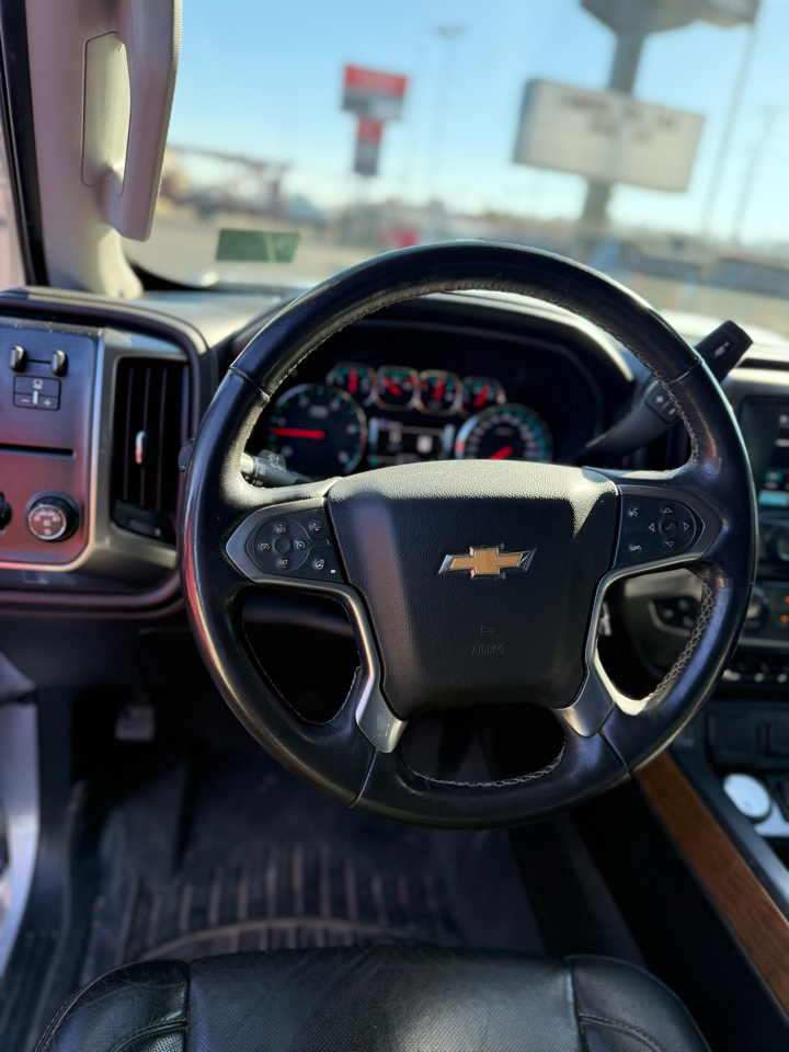 Chevrolet Silverado 3500HD 2WD Crew Cab 167.7" LTZ 2017