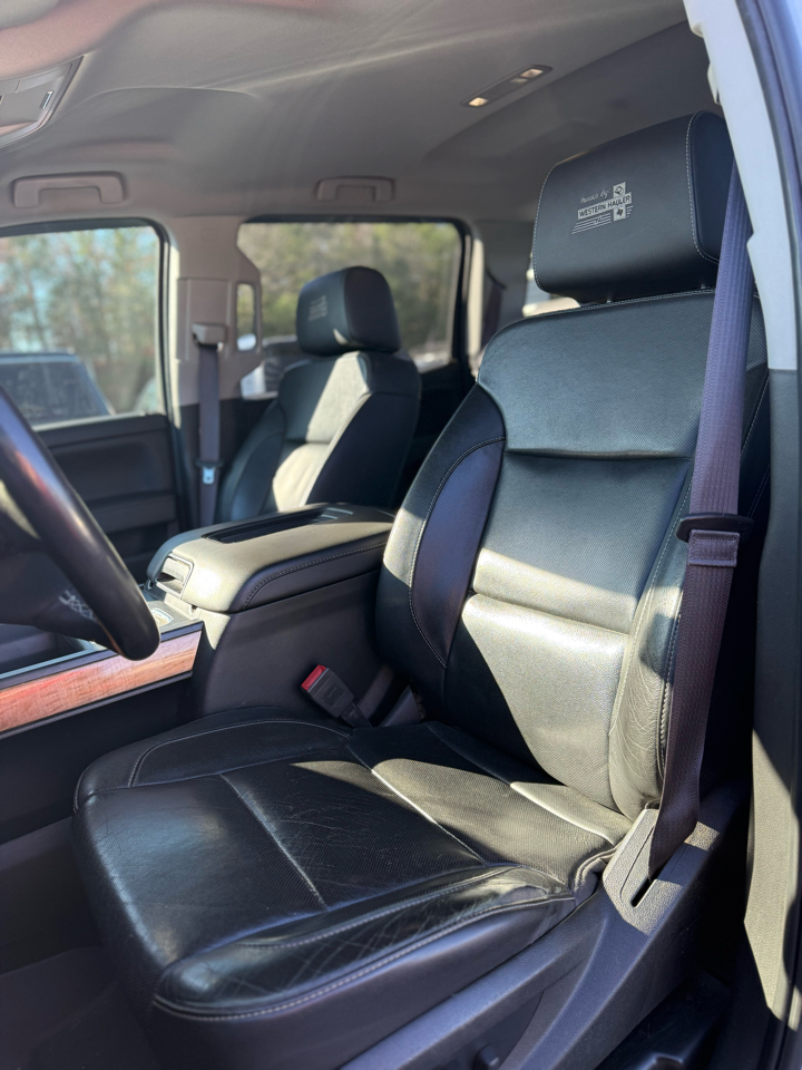 Chevrolet Silverado 3500HD 2WD Crew Cab 167.7" LTZ 2017