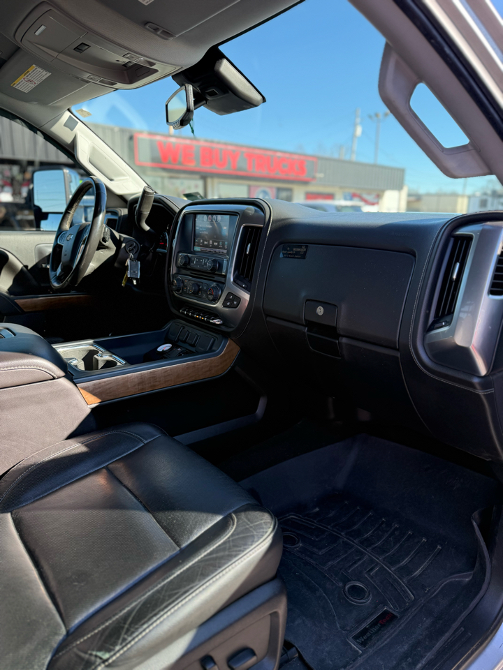 Chevrolet Silverado 3500HD 2WD Crew Cab 167.7" LTZ 2017