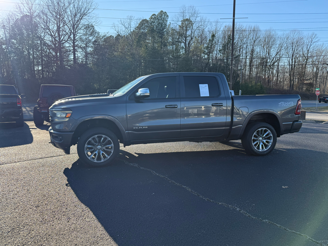 RAM 1500 Laramie 4x4 Crew Cab 5'7" Box 2019