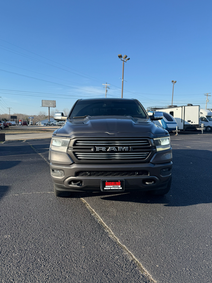 RAM 1500 Laramie 4x4 Crew Cab 5'7" Box 2019