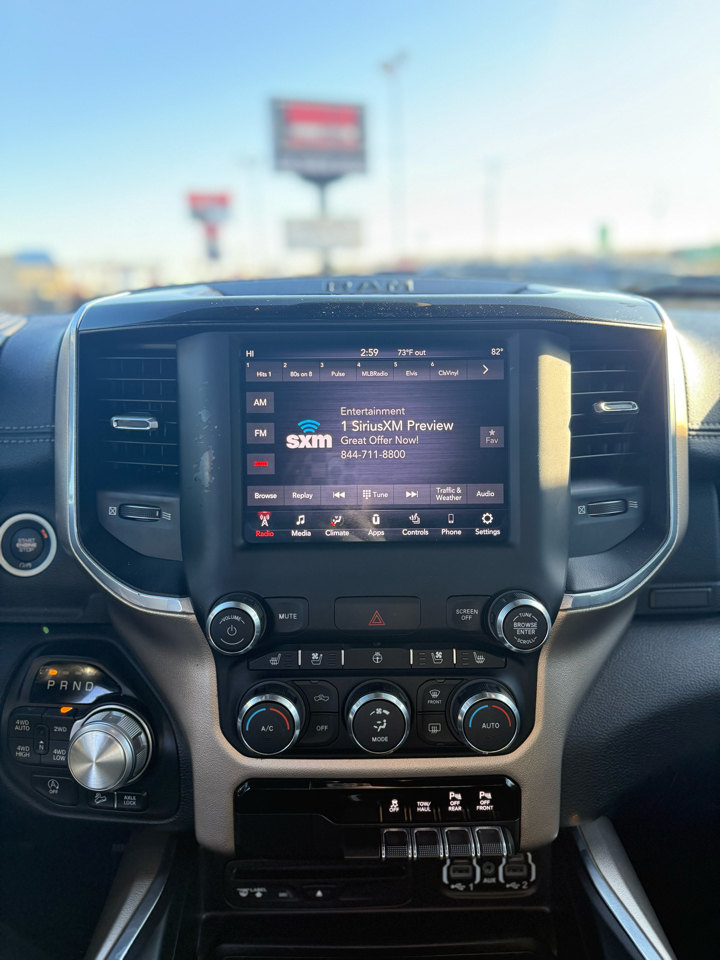 RAM 1500 Laramie 4x4 Crew Cab 5'7" Box 2019