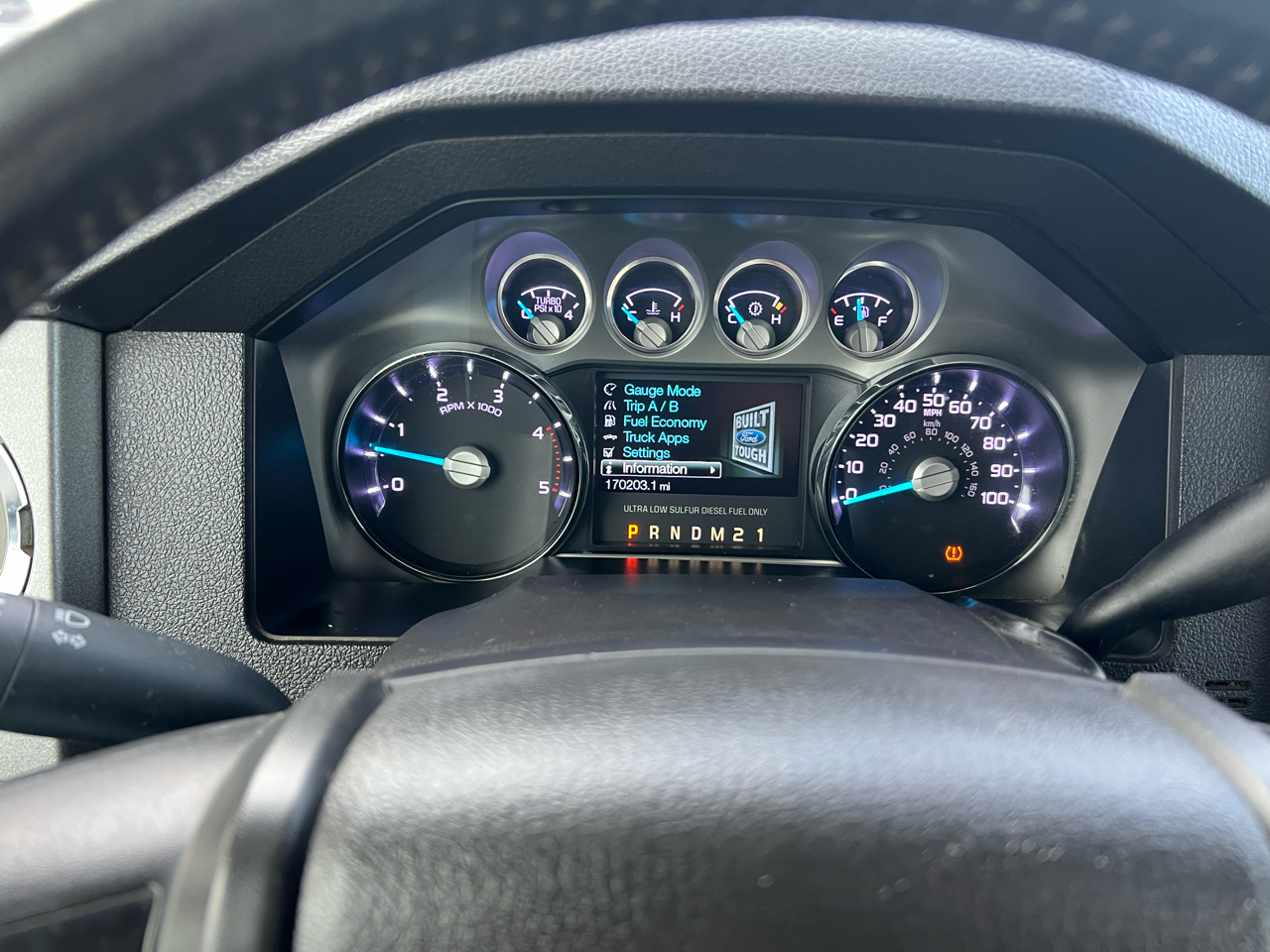 Ford Super Duty F-250 SRW 4WD Crew Cab 172" Lariat 2015