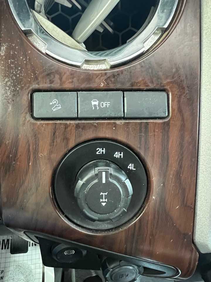 Ford Super Duty F-250 SRW 4WD Crew Cab 172" Lariat 2015