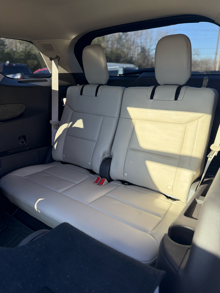 Used Car 2020 Ford Explorer  Platinum 4wd For Sale Under $30,000 In Dickson, Tennessee