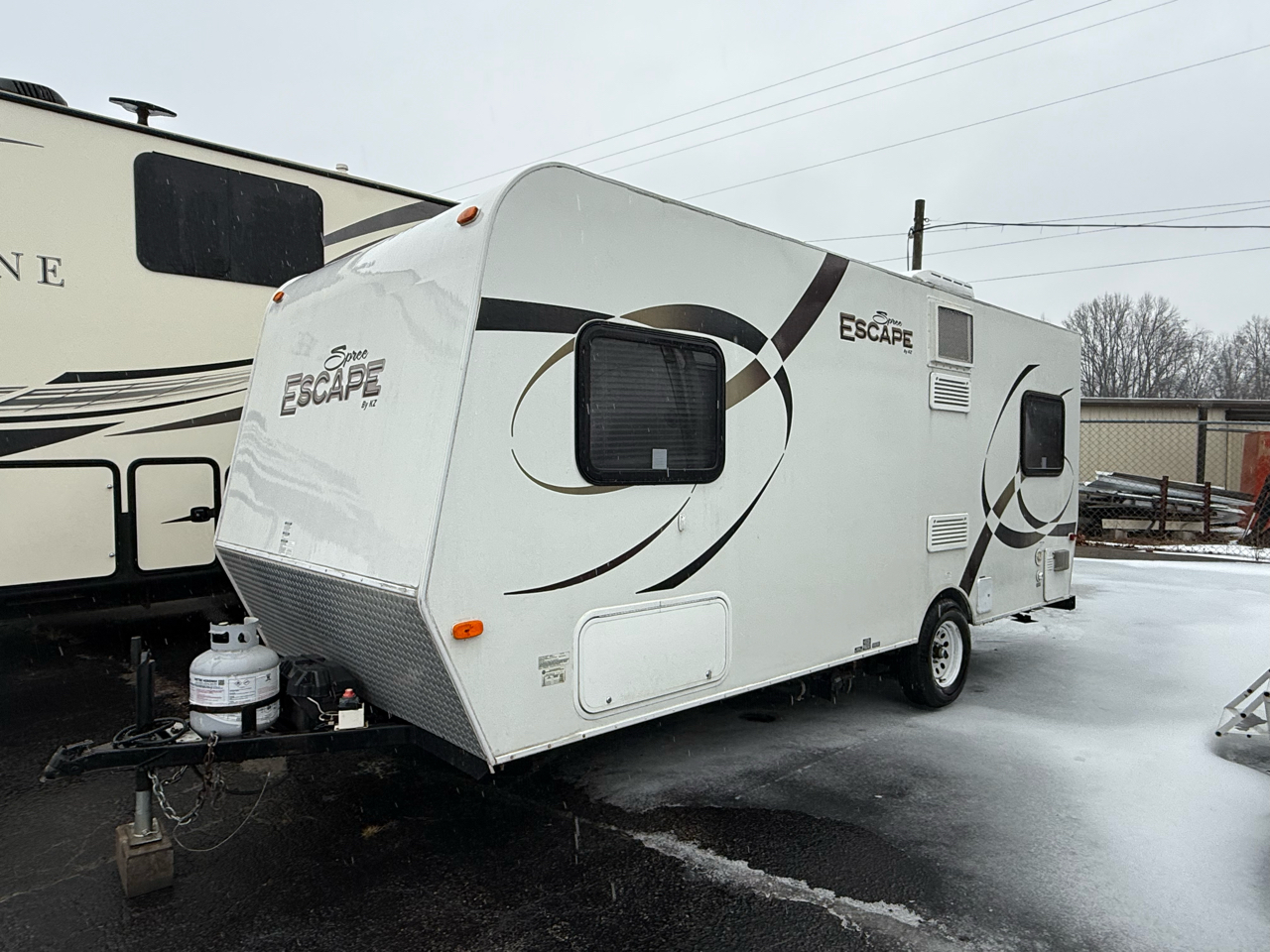 KZ Recreational Vehicles Escape  2012