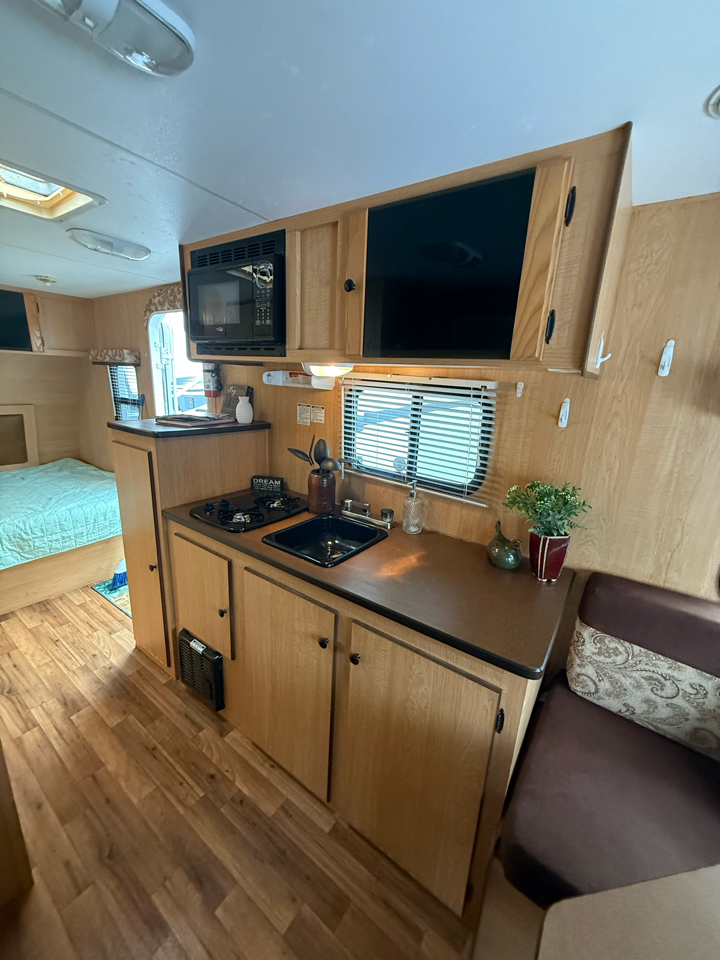 Used Car 2012 Kz Recreational Vehicles Escape  E19 For Sale Under $10,000 In Dickson, Tennessee