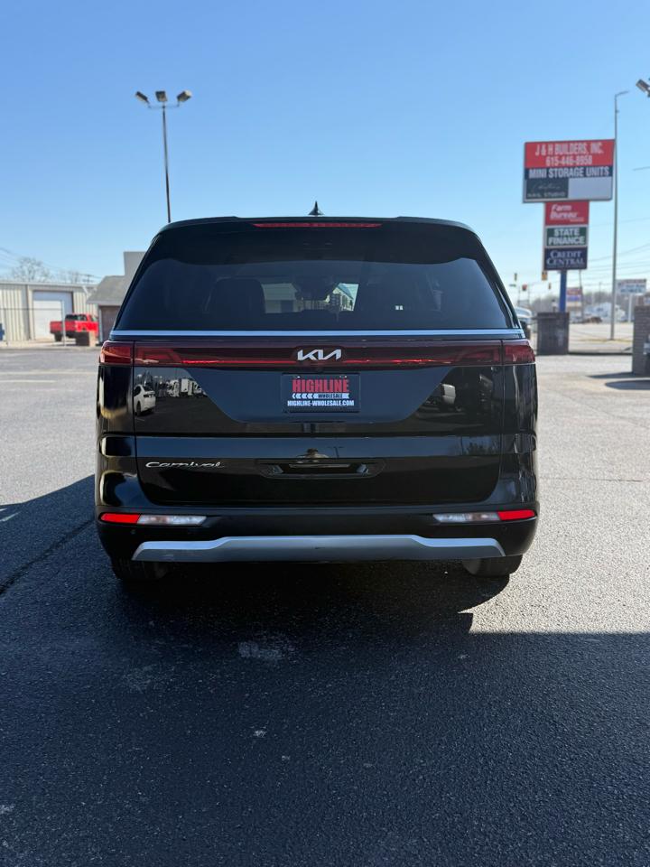 Kia Carnival EX FWD 2022