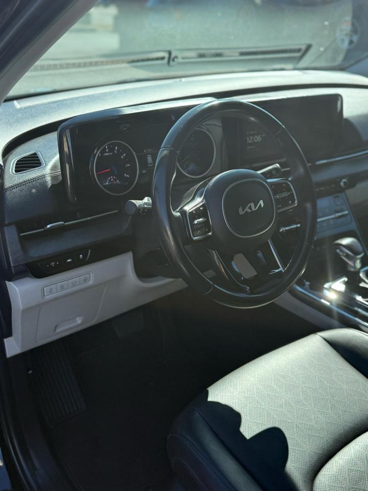 Kia Carnival EX FWD 2022