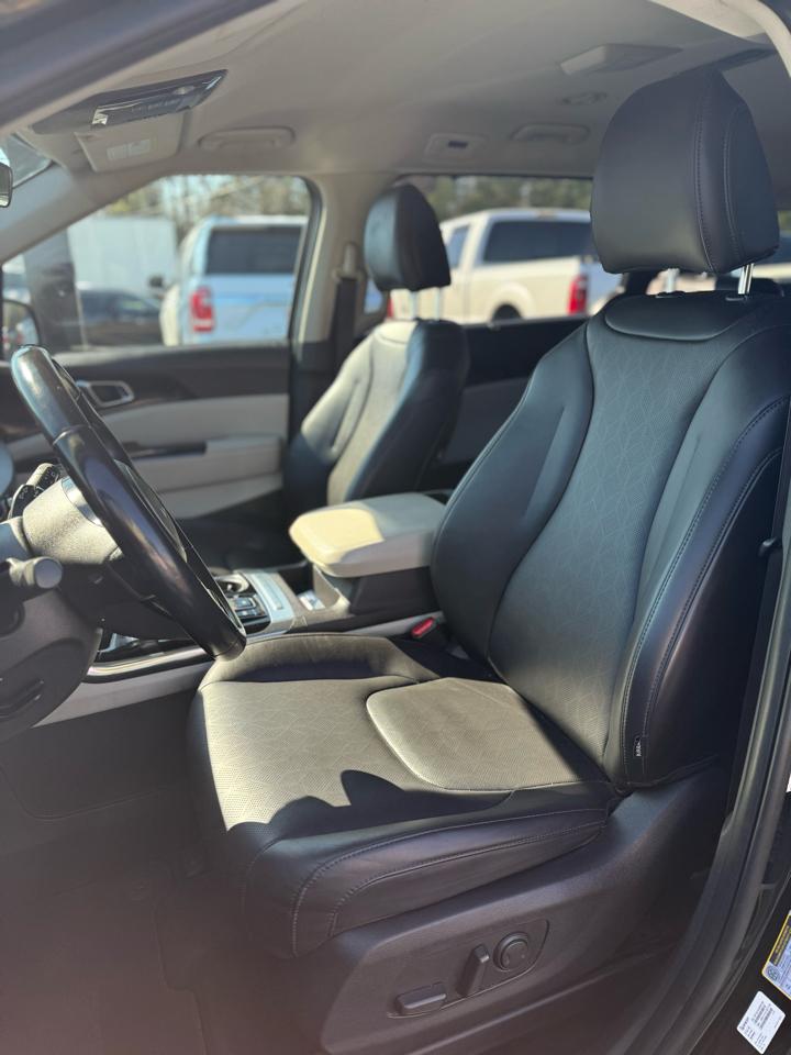 Kia Carnival EX FWD 2022