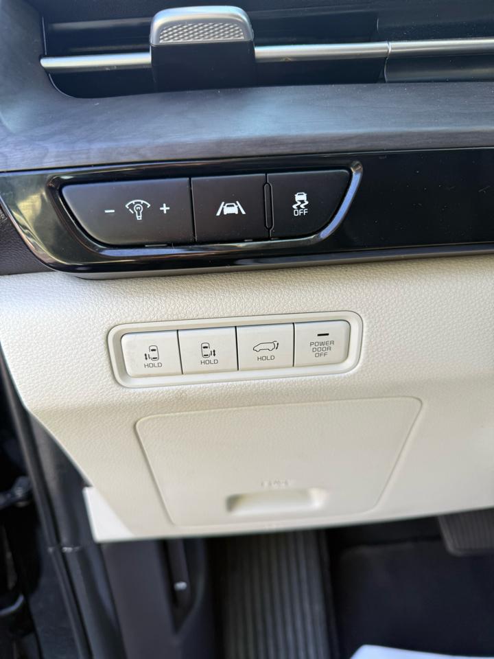 Kia Carnival EX FWD 2022