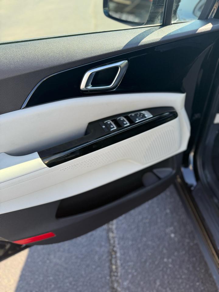 Kia Carnival EX FWD 2022