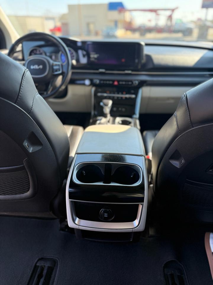 Kia Carnival EX FWD 2022