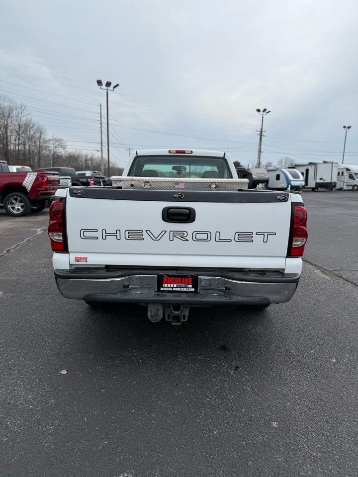 Chevrolet Silverado 1500 Reg Cab 133.0" WB Work Truck 2003