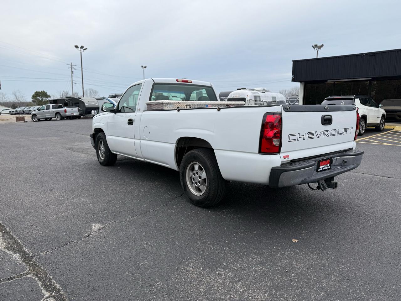 Chevrolet Silverado 1500 Reg Cab 133.0" WB Work Truck 2003