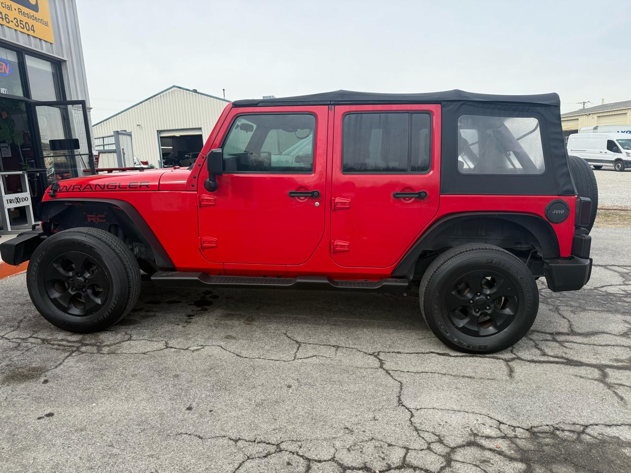 Jeep Wrangler Unlimited 4WD 4dr Sport 2016