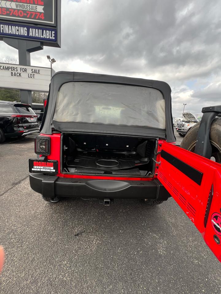 Jeep Wrangler Unlimited 4WD 4dr Sport 2016