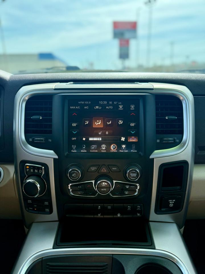 RAM 1500 4WD Crew Cab 140.5" Lone Star 2016