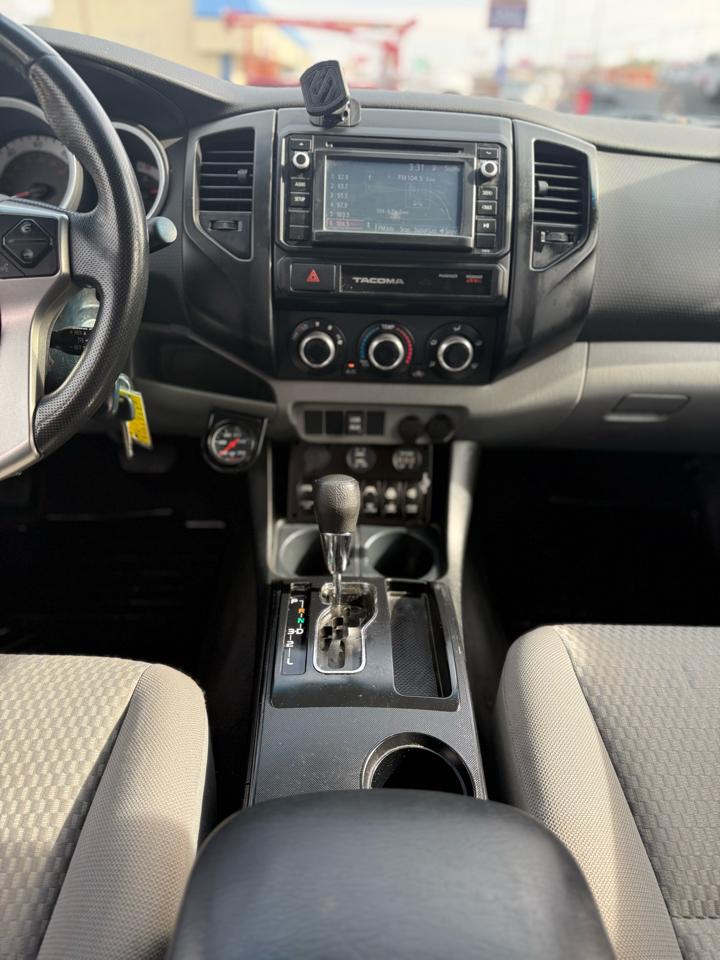 Toyota Tacoma 2WD Double Cab I4 AT PreRunner (Natl) 2015