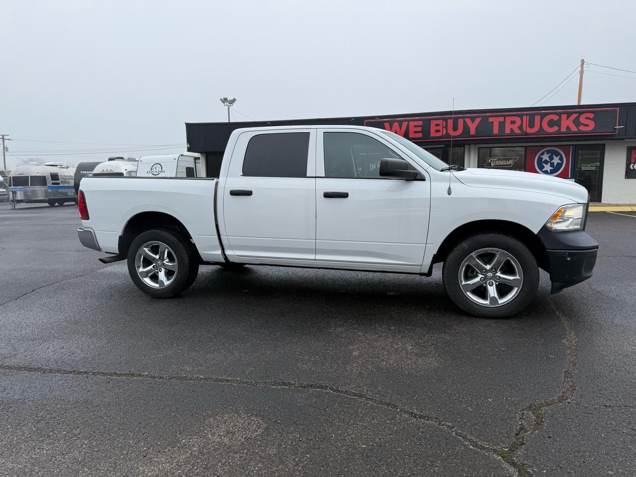 Used Car 2013 Ram 1500  4wd Crew Cab 140.5