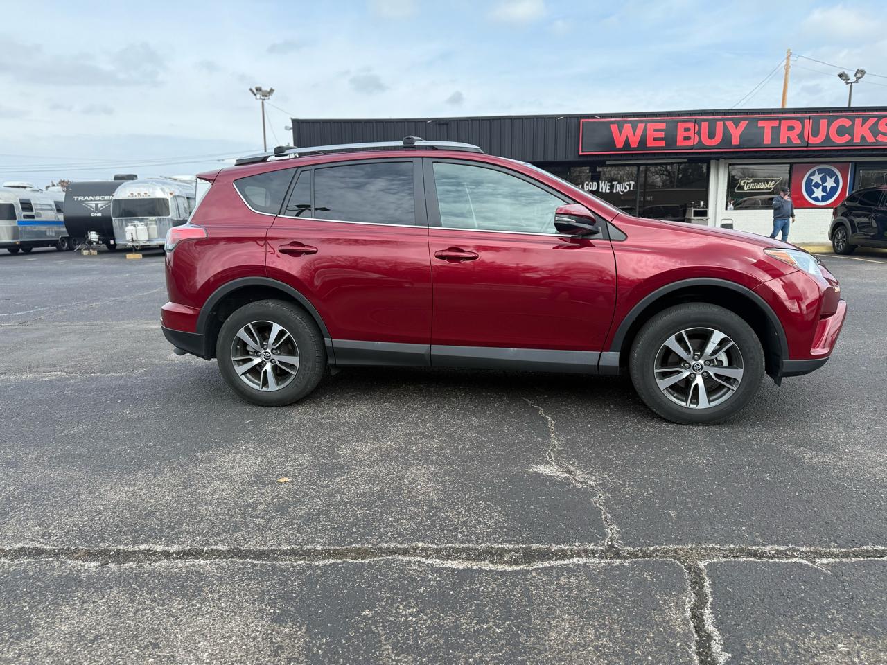 Toyota RAV4 Adventure FWD (Natl) 2018