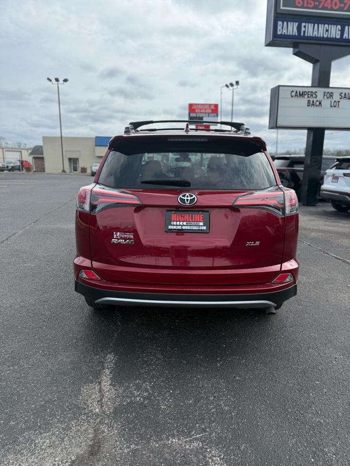 Toyota RAV4 Adventure FWD (Natl) 2018