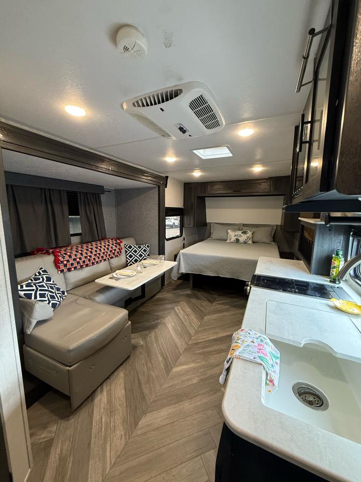 Forest River Ozark Ascent  2021