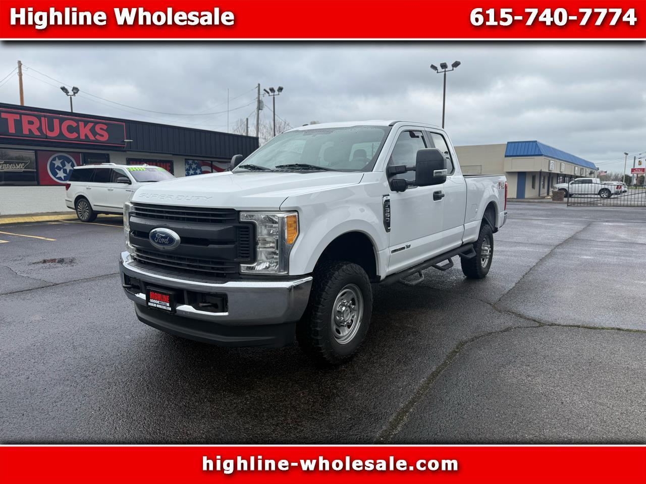 2017 Ford Super Duty F-350 SRW Lariat 4WD SuperCab 8' Box