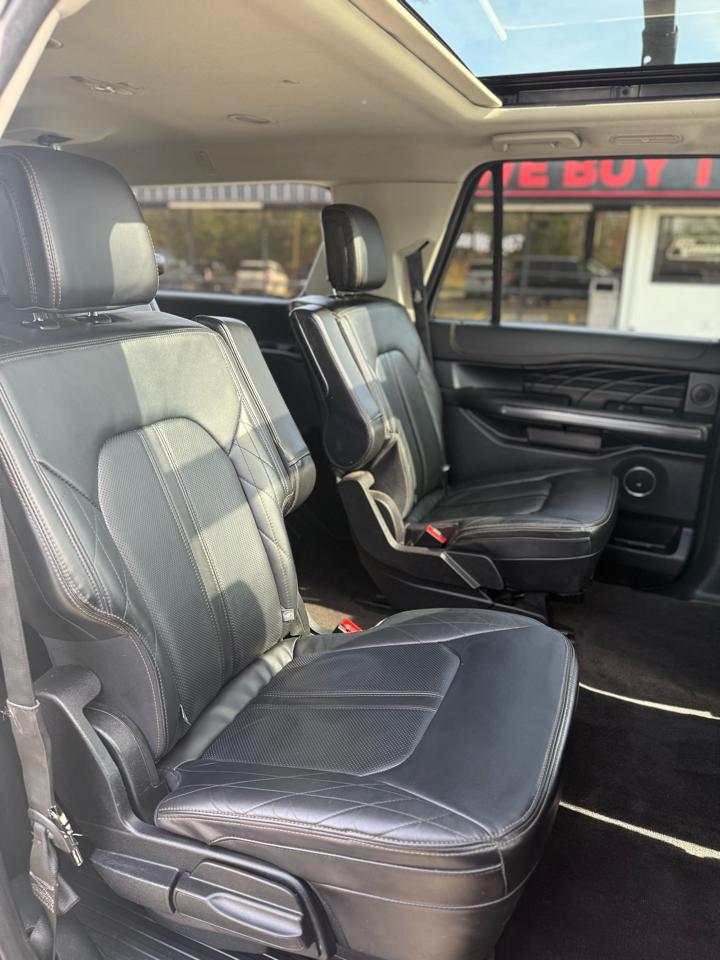 Used Car 2021 Ford Expedition Max  Platinum 4x4 For Sale Under $35,000 In Dickson, Tennessee