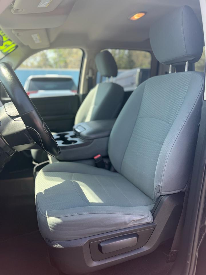 Used Car 2016 Ram 1500  4wd Crew Cab 140.5