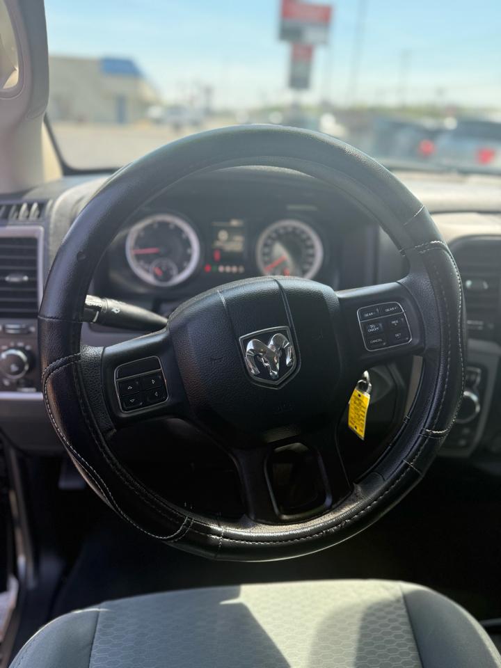 Used Car 2016 Ram 1500  4wd Crew Cab 140.5