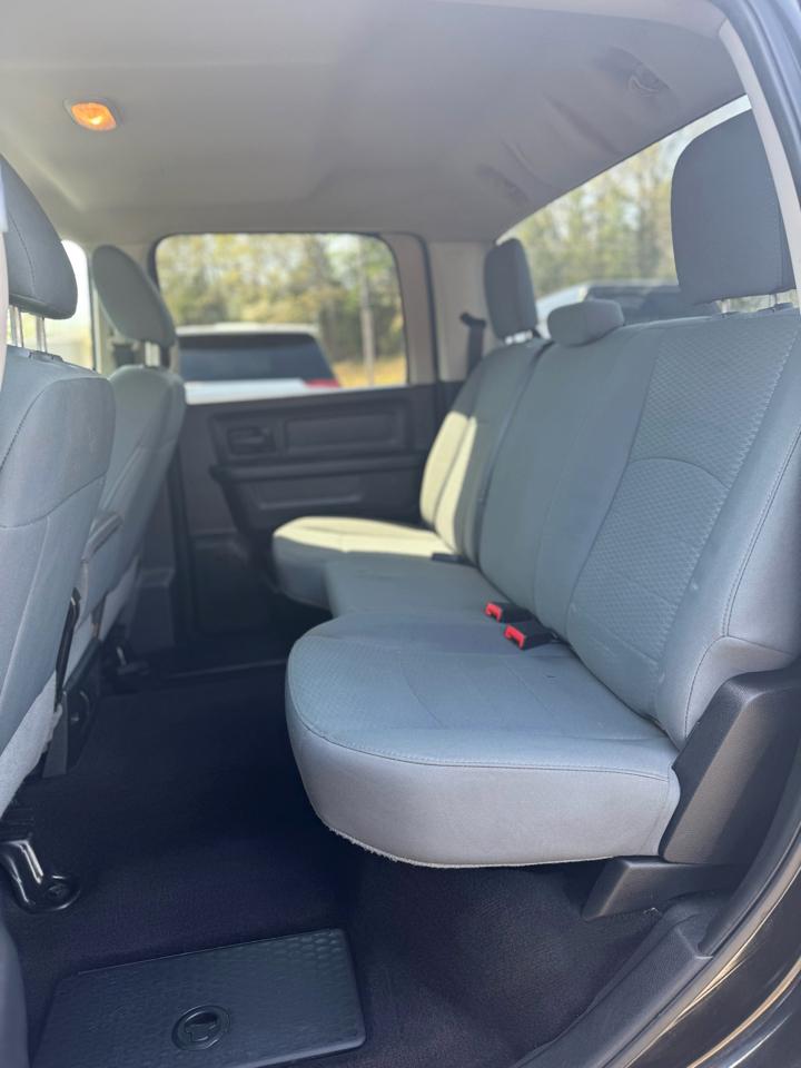 Used Car 2016 Ram 1500  4wd Crew Cab 140.5