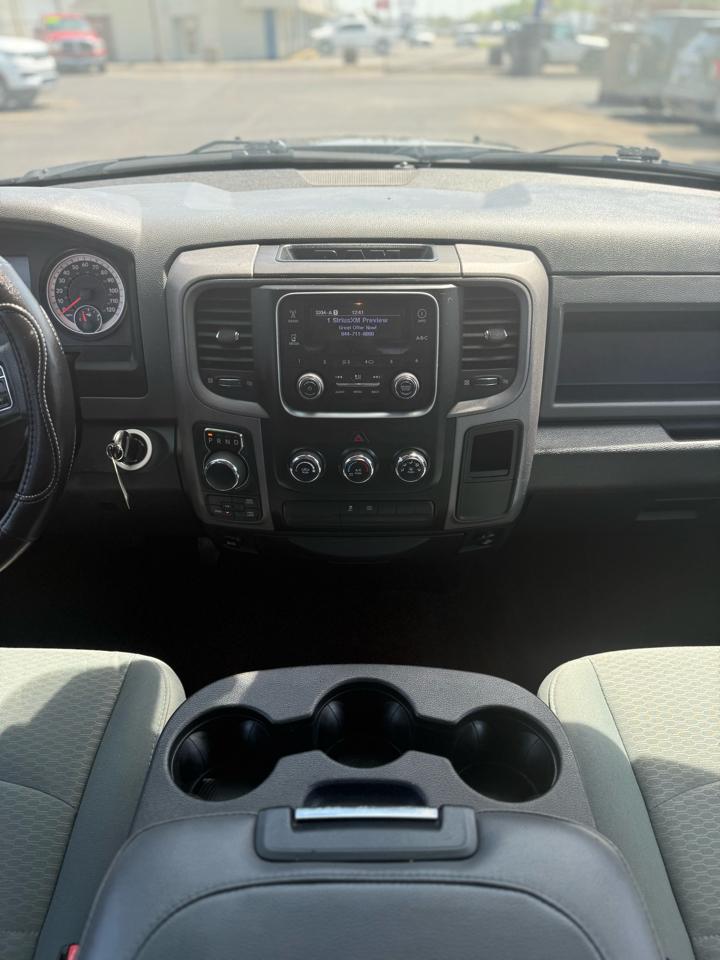 Used Car 2016 Ram 1500  4wd Crew Cab 140.5