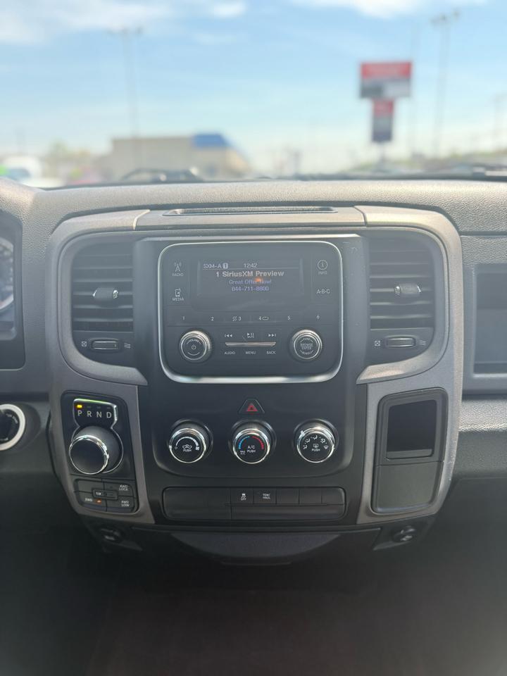 Used Car 2016 Ram 1500  4wd Crew Cab 140.5