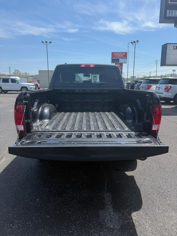 Used Car 2016 Ram 1500  4wd Crew Cab 140.5