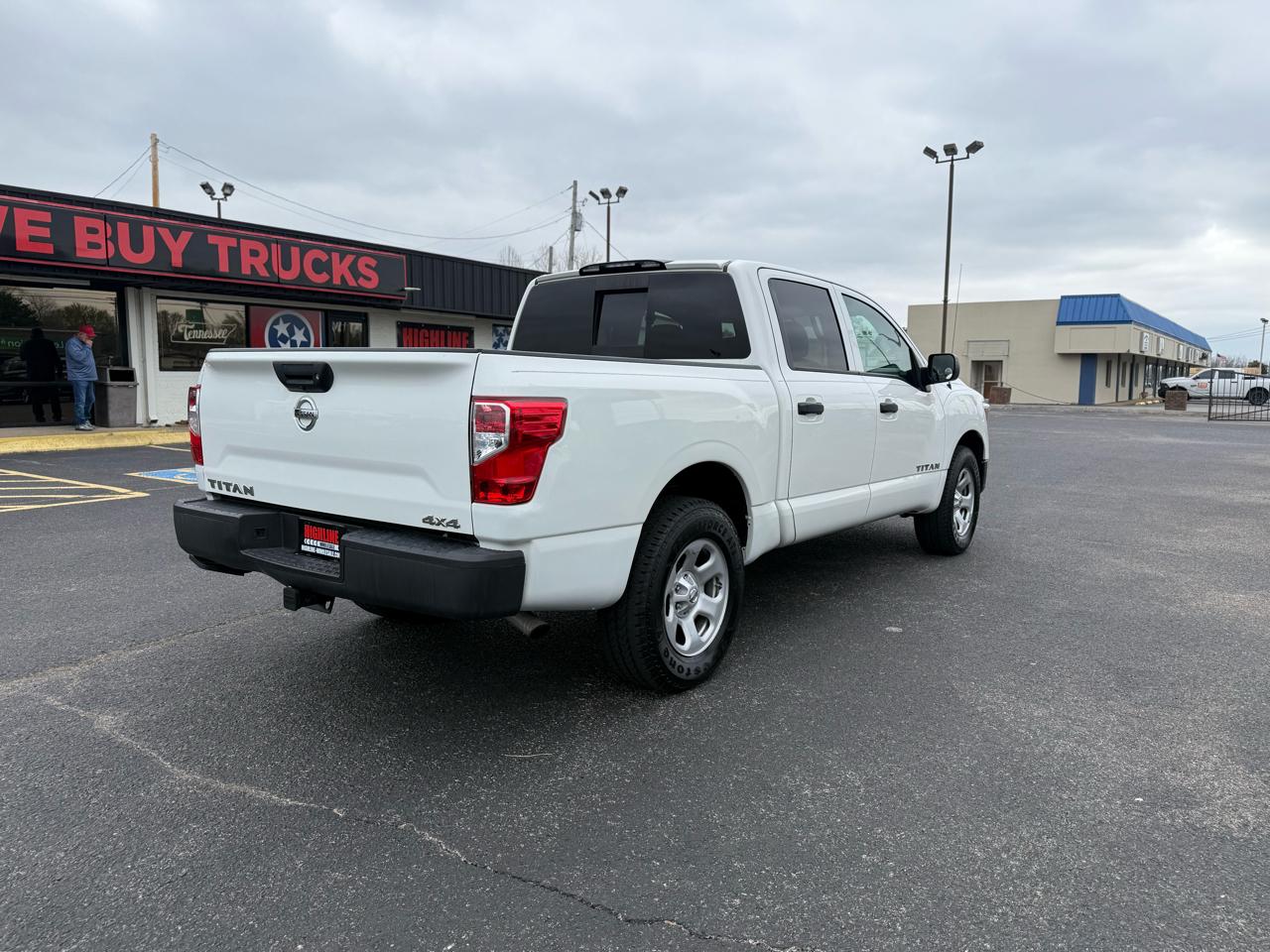 Used Car 2019 Nissan Titan  4x4 Crew Cab S For Sale Under $20,000 In Dickson, Tennessee