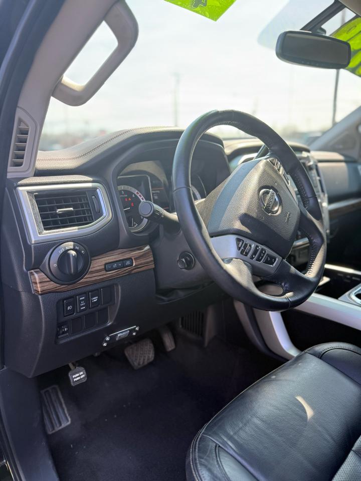 Nissan Titan XD 4x4 Diesel Crew Cab SL 2019