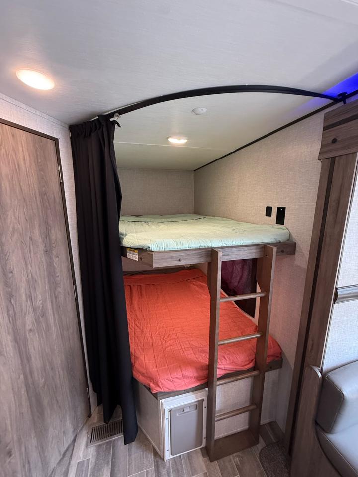 Crossroads Zinger  2023