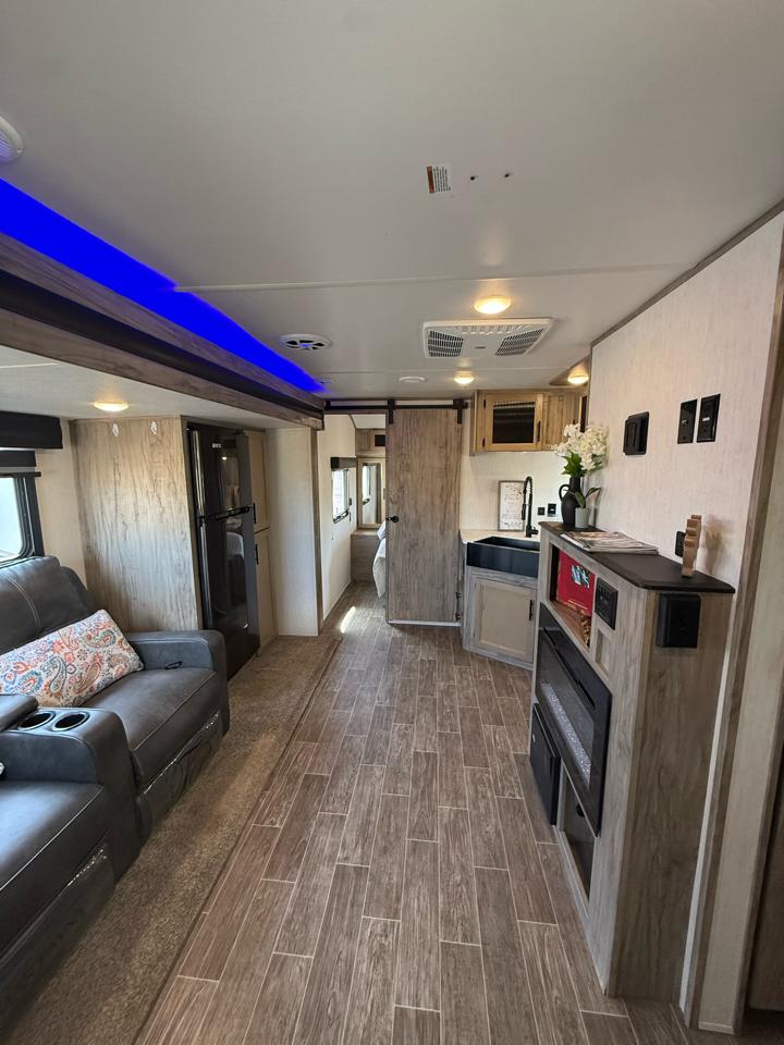 Forest River Cherokee  2021