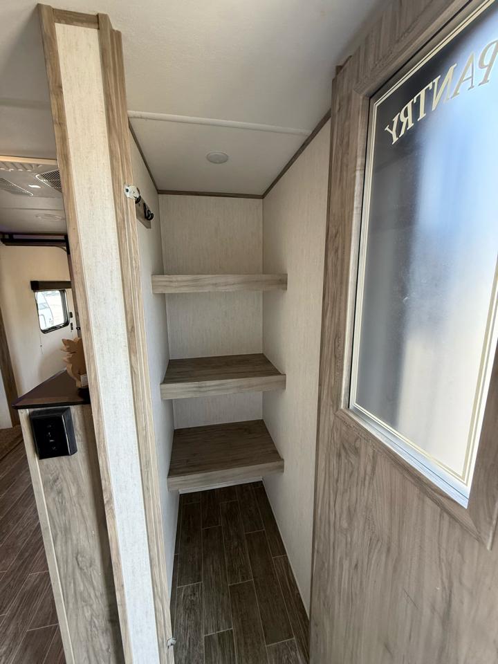 Forest River Cherokee  2021