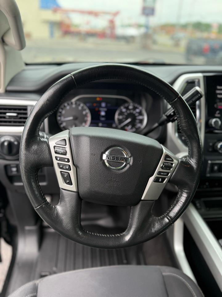 Nissan Titan 4x4 Crew Cab SV 2021