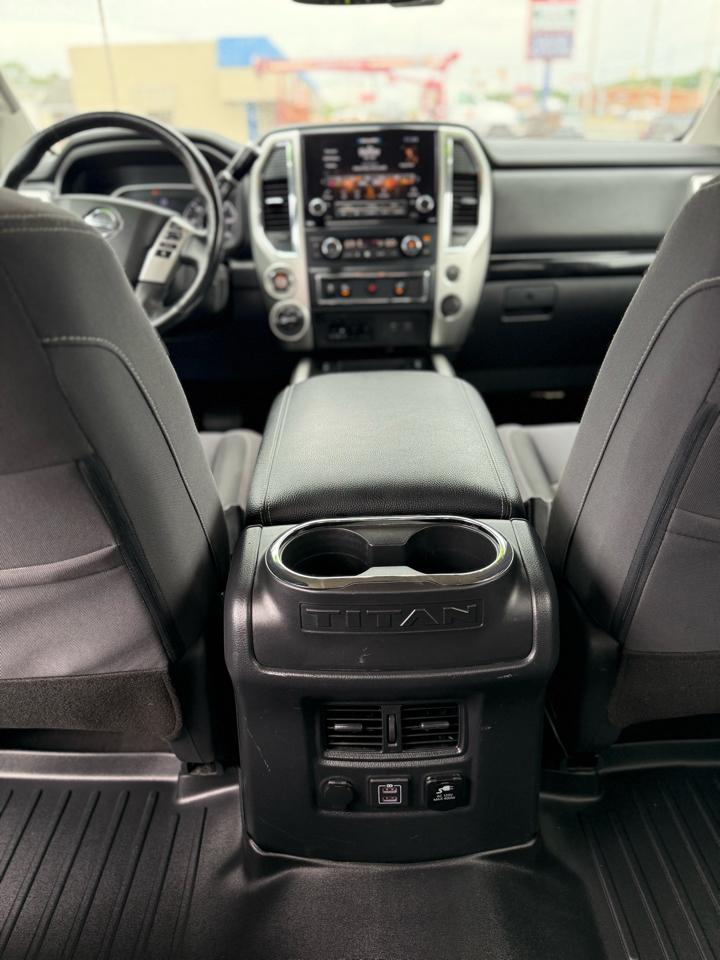 Nissan Titan 4x4 Crew Cab SV 2021